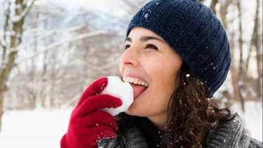 ¿Se puede comer la nieve? Qué afirman los expertos
